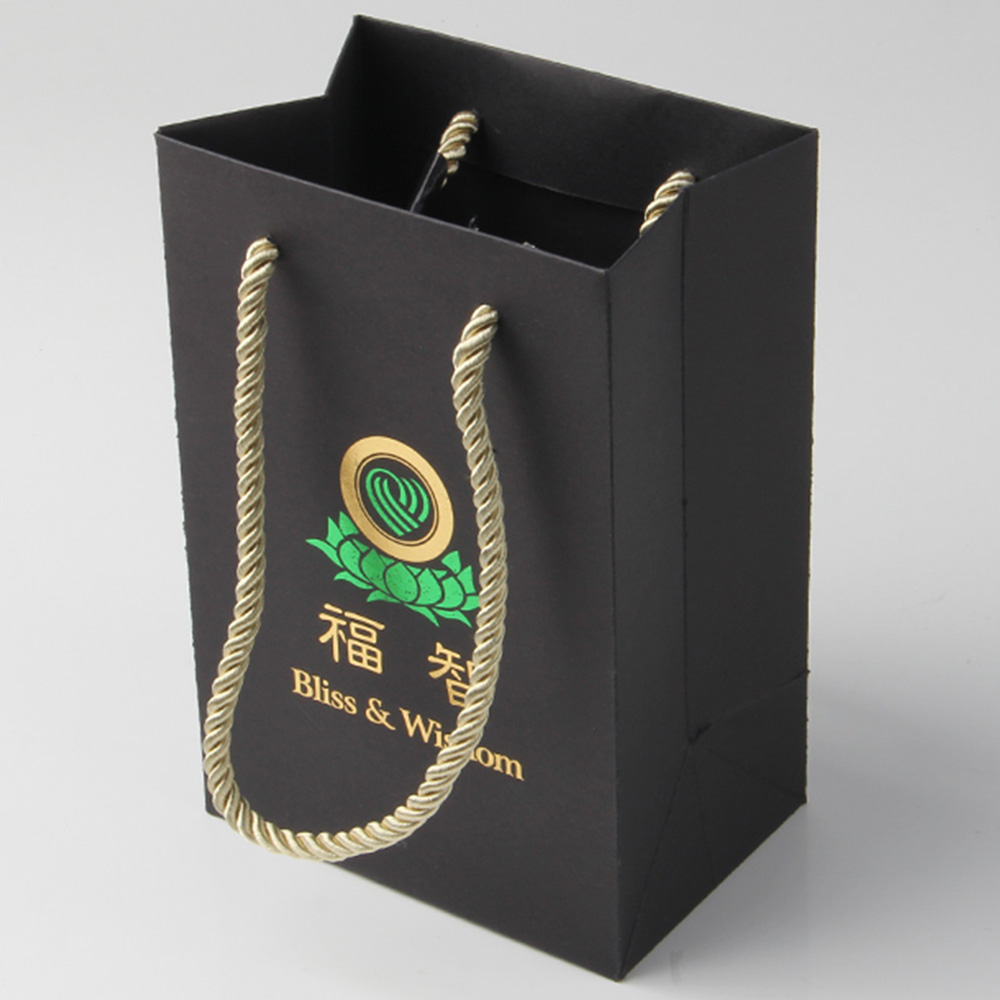 針對(duì)這5類消費(fèi)者的珠寶紙袋應(yīng)該如何分析設(shè)計(jì) 針對(duì)這5類消費(fèi)者的珠寶紙袋應(yīng)該如何分析設(shè)計(jì)